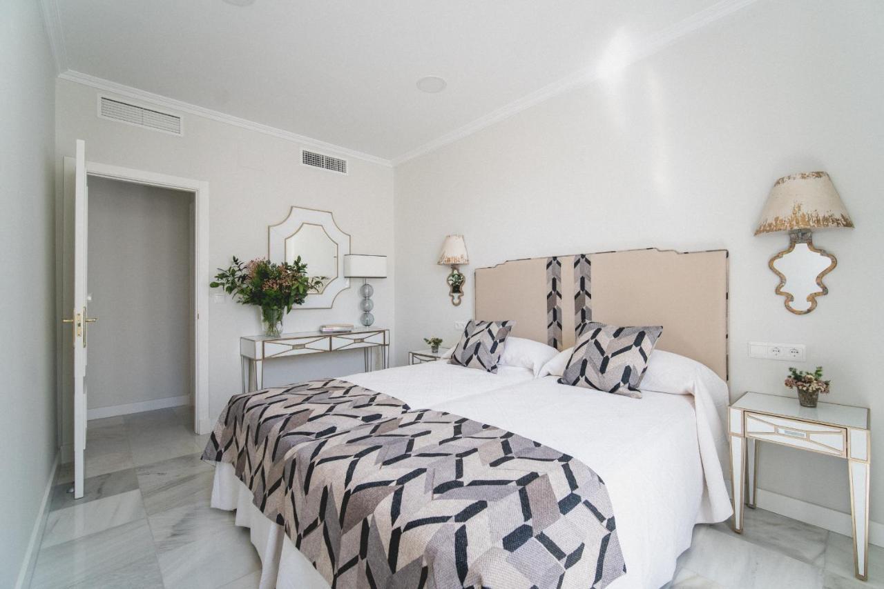 Apartamentos Abreu Suites 세비야 외부 사진
